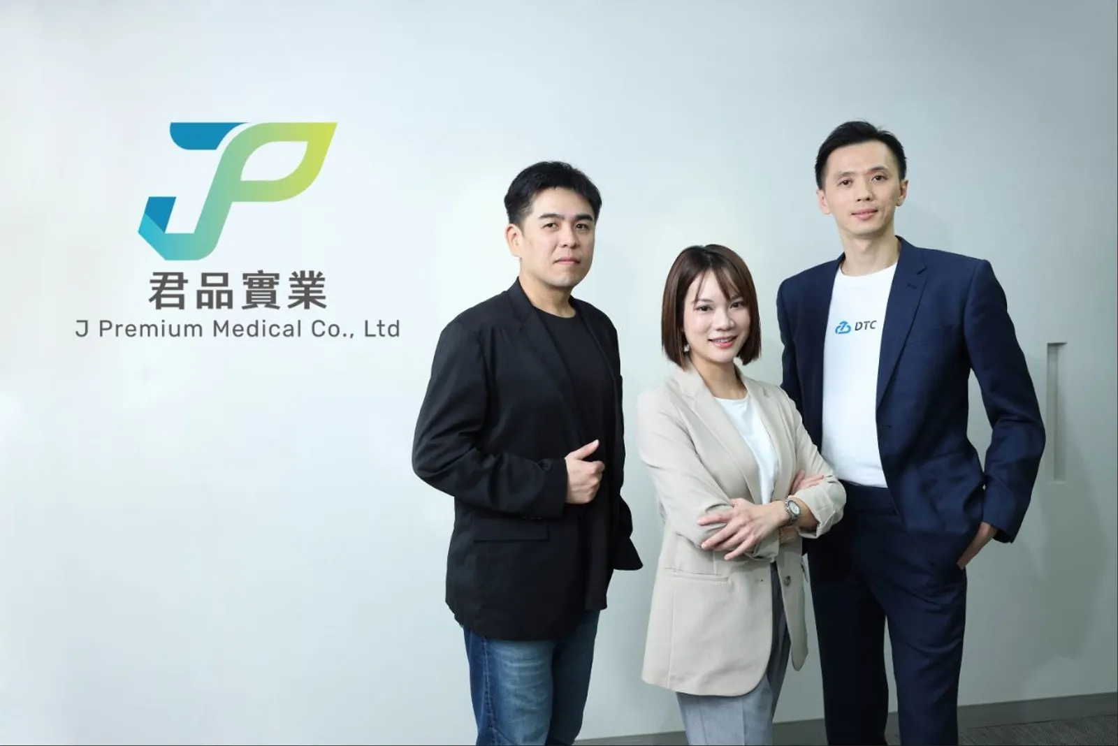打通前後端隔閡,將報表產出時間從 2 天縮短至 20 分鐘